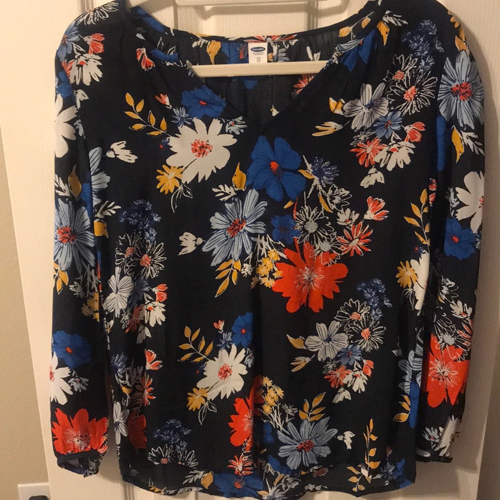 Old navy blouse.